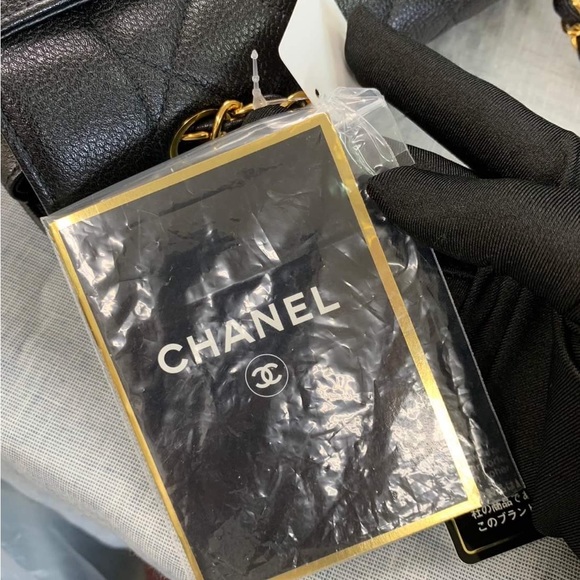 Chanel Diana Medium Caviar (Limited Edition) - Picture 4 of 9